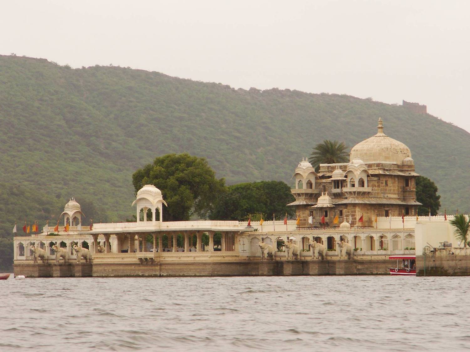 Jagmandir Island Palace